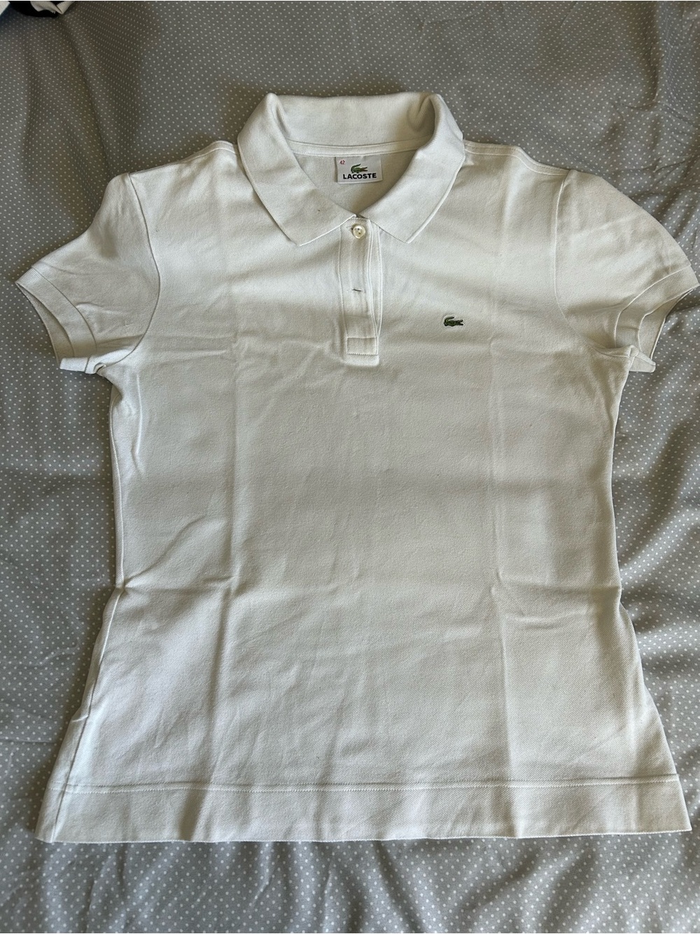 Lacoste White Basic Polo Shirt with Green Crocodile Emblem